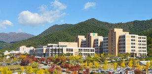 화순전남대병원 진료협력센터, 카카오채널 개설…진료 예약 접수·상담