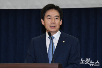 與이용호 '5인회' 발언 취소…