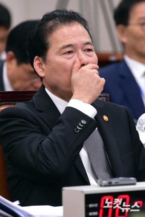 조은석 특별검사팀, 국무회의 참석 내용 파악 위해 김영호 통일부 장관 소환조사 진행