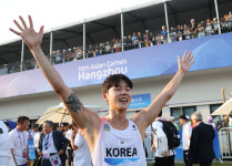 '韓 첫 2관왕 탄생' 근대5종 전웅태, 개인전·단체전 모두 석권