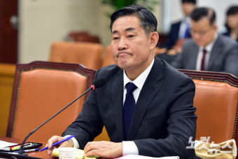 [속보]尹대통령, 신원식 국방장관 후보 인사청문 보고서 재송부 요청