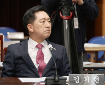 1년째 맴도는 영수회담 제안…'협치' 외치는 여야 속내는?