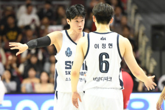 '소노의 쌍포' 전성현·이정현, 39점 합작…정관장 격파