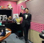 [EN:터뷰]10주년 딘딘 나날이 좋은 사람이 되고 싶어요