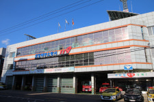 포항 모텔 객실서 50대 추락…병원 후송