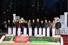 진주크리스마스트리 참빛문화축제 점등식…다양한 볼거리 제공
