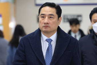 도도맘에게 '무고 종용' 강용석…檢, 1심 집행유예 선고에 항소