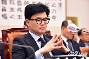 윤상현 