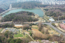중앙공원1지구 참여업체 강기정 시장, 불법행위 방관을 소신있는 행정으로 미화