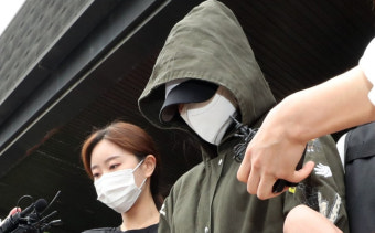영아 출산 후 하천변서 살해·유기한 20대 친모…징역 5년