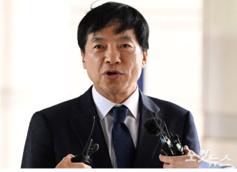 '윤석열 사단은 전두환의 하나회' 등 발언…대검, 이성윤 중징계 청구
