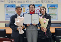 성보빈 창원시의원 도로정비 공로 대방초 감사패 받아