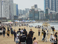 축제와 함께하는 봄바다 광안리어방축제 인산인해