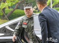 [노컷한컷]죄송합니다 죄송합니다 7번 반복한 김호중