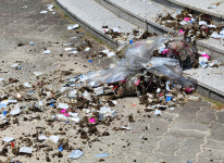 외교부 청사·초등학교 등 서울 도심서 대남 오물 풍선 발견