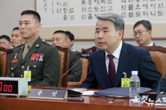답변하는 이종섭 전 국방부 장관