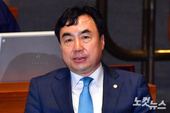 검찰, '입법로비 뇌물 의혹' 윤관석 전 의원 불구속 기소
