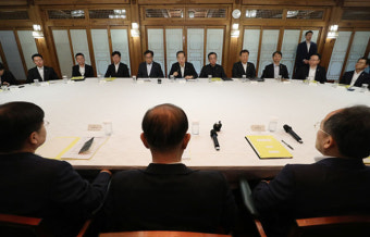 당정, '인구전략기획부' 신설법 7월 중 발의