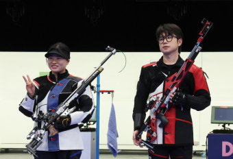 韓 첫 메달 명중! 박하준-금지현, 사격 공기소총 혼성전 은메달[파리올림픽]