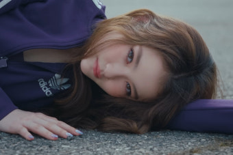 테디 걸그룹 미야오 첫 멤버는 엘라