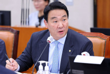 계엄해제·탄핵 불참 국민의힘 의원, 청렴대상 선정 논란