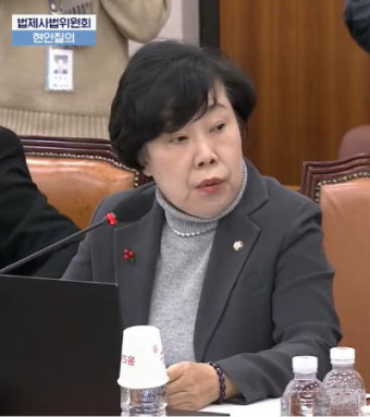 이재명 대표와 국민의힘, 내란 논쟁 계속 진행중
