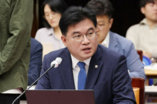 정준호 의원, 코레일 공익서비스에서 대통령 전용열차 빼자
