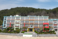 학령 인구 감소…김해 대중초 문 닫고 대동초로 통합