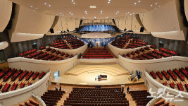 부산을 클래식 교류 도시로 베일 벗은 부산콘서트홀