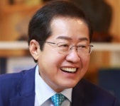 홍준표 대구시장, 선거법 위반 명태균 변호사 고발…유력 대선 후보 흠집 내기