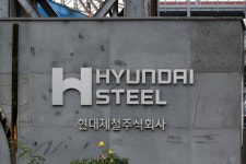 관세에 파업까지…현대제철, 임원급여 삭감하며 비상경영