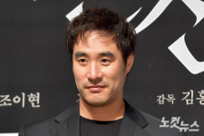 울컥한 배성우, SNL 코리아로 5년 만에 복귀…괜찮을 줄 알았는데