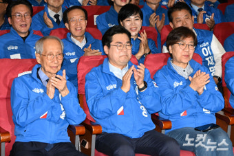 출구조사 李 51.7%…박찬대 