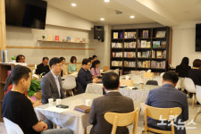 라면먹는 작은도서관 포항 불종로에 문 열어