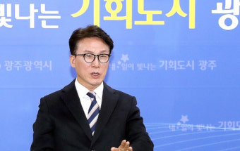 김민석 후보, 정치자금법 위반 사건 및 자녀 특혜 의혹 논란 속 사퇴 압박 수위