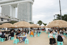 경포를 물들인 강릉 비치비어 페스티벌…역대 최다 6만 3천명 참여