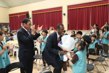 주한 에티오피아 대사, 경남 시골 초등학교 간 이유는