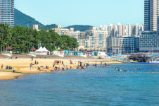 아름답지만 한적한 전남해변서 여름 무더위 식히세요