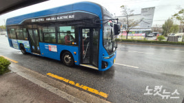 전북 버스 요금 200원 인상 첫날…시민들 부담 vs 적당