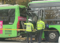 양천구 신정동서 버스 등 7중 추돌…4명 중상