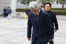 '불법정치자금' 노웅래 前의원 1심 무죄…