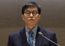 이창용 올해 1.8% 성장…IT 빼면 1.4% 그칠 듯