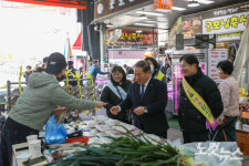 전주시 교계, 설 앞두고 전통시장 활성화 캠페인 펼쳐