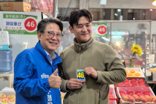 문상필 광주 북구청장 예비후보 등록·각화동 도매시장 민심 행보