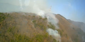 충남 예산군 산불 진화율 85%…서산도 진화 총력