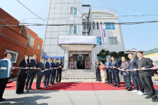 어르신들에게 활력을 마산회원노인종합복지관 분관 개관