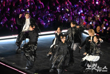 BTS 공연에 편의점 매출 최대 3배 ↑…백화·면세점도 특수