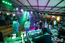 할아버지부터 손주까지, 남원중앙교회 찬양으로 하나 되다