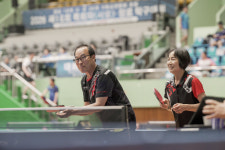 탁구로 하나된 경남교회…제16회 목사(사모)·장로 탁구대회 열려