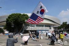 잠실 개표소 봉쇄 시위 일주일째[노컷네컷]